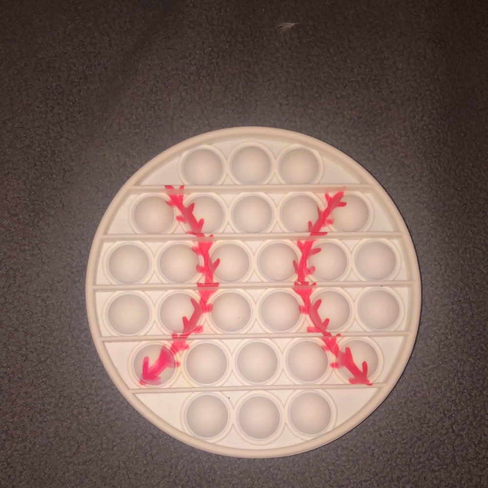 Baseball pop it